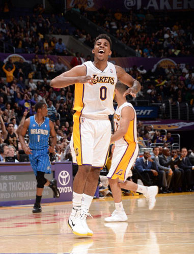 与传统模板 与传统模板