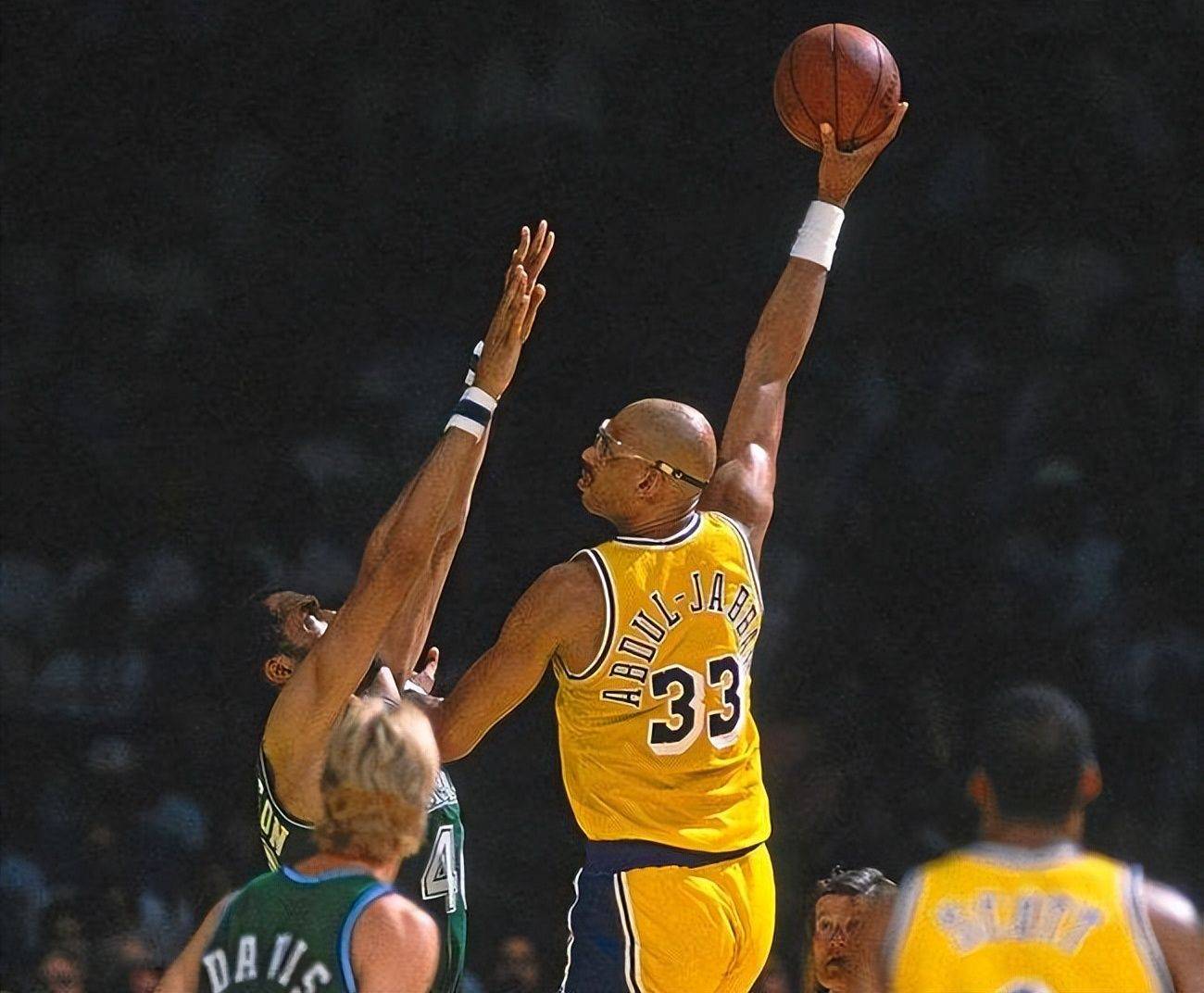 老对手的新 老对手的新